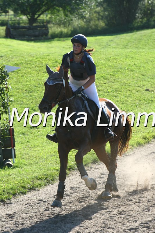 109M8023_Pialuna_Stilgelaende A.JPG